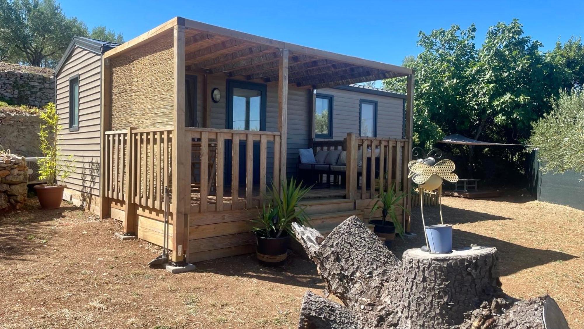 Lacoste  Mobil-Home En Pleine Nature A 3 Mins Du Lac Du Salagou Avec Vue Panoramique מראה חיצוני תמונה